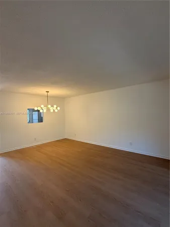 $2,400 | 218 Northeast 12th Avenue, Unit 302, Hallandale Beach, FL 33009