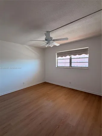 $2,400 | 218 Northeast 12th Avenue, Unit 302, Hallandale Beach, FL 33009
