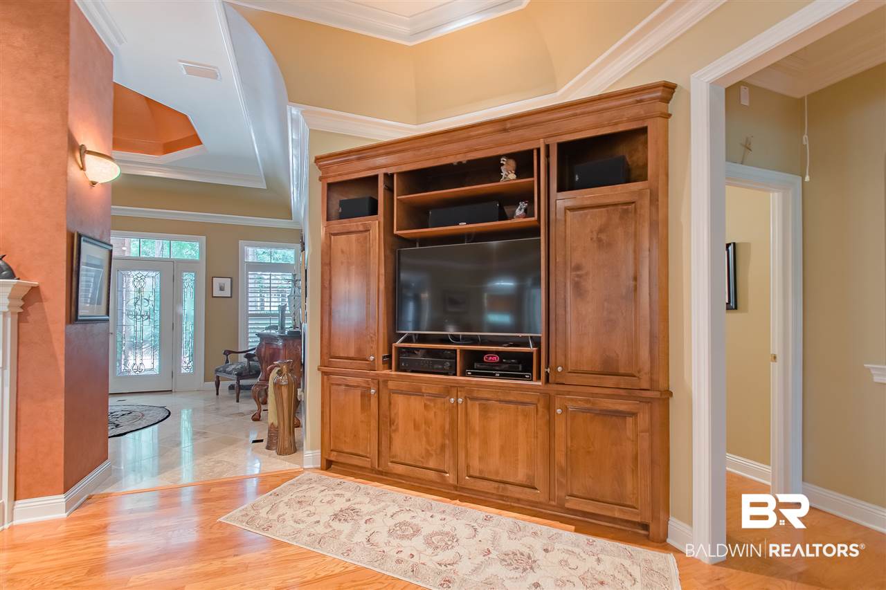 136 Easton Circle Fairhope, AL 36532 - Photo 8 of 41 Great Room Built In