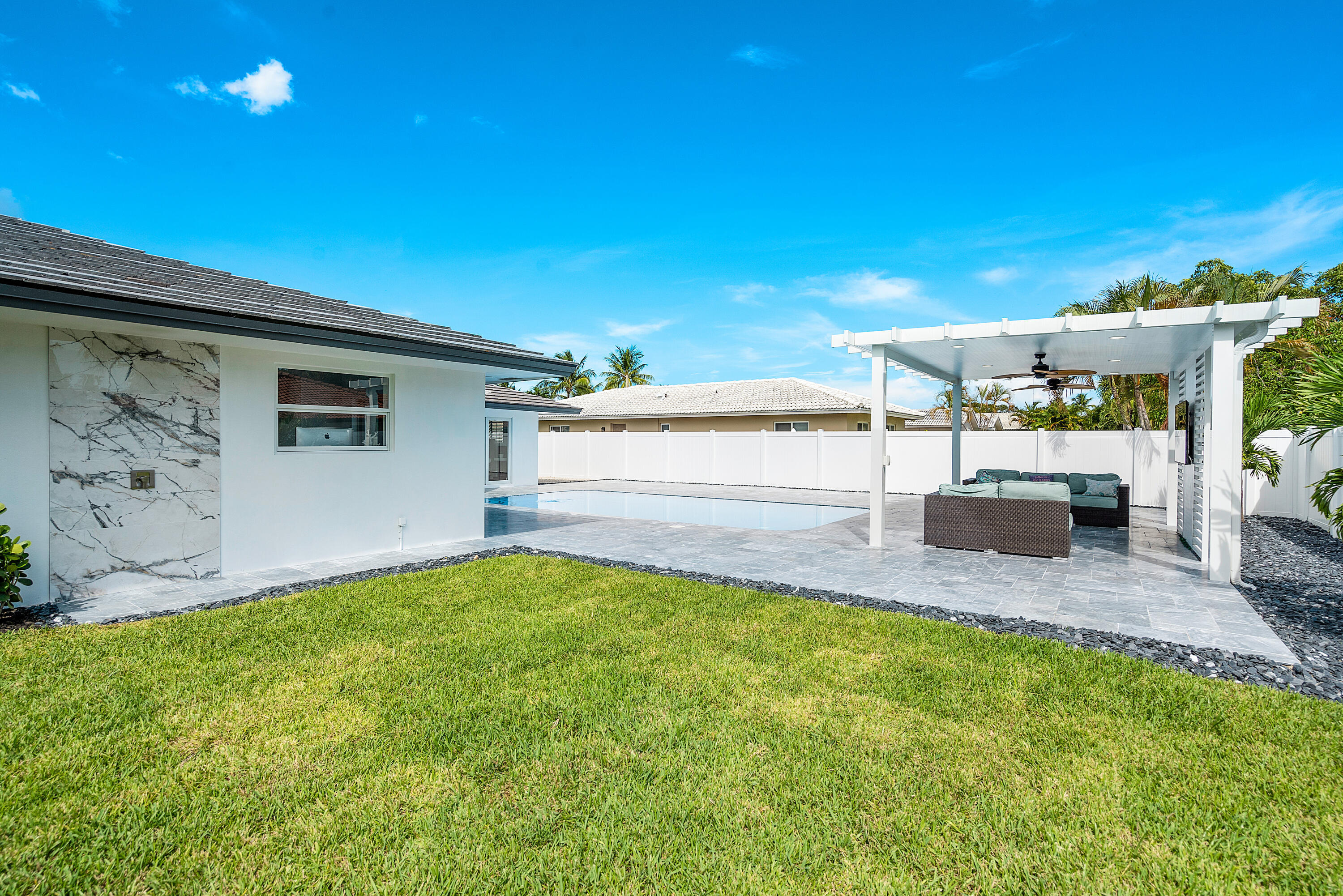 1318 Southwest 13th Drive Boca Raton, FL 33486 - Photo 23 of 32 032-1318Southwest13thDrive-BocaRaton-FL-