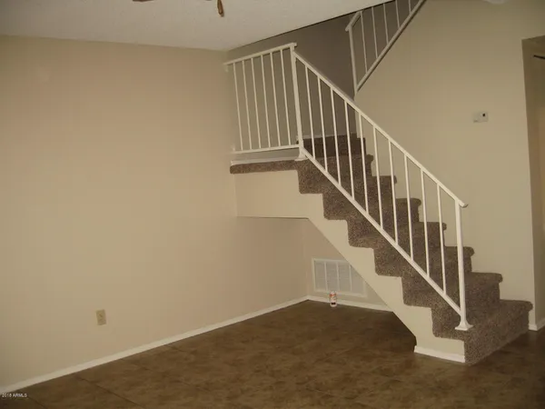 $1,725 | 921 West University Drive, Unit 1094, Mesa, AZ 85201