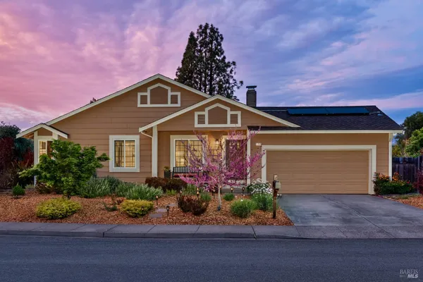 $749,000 | 1702 Northstar Drive, Petaluma, CA 94954