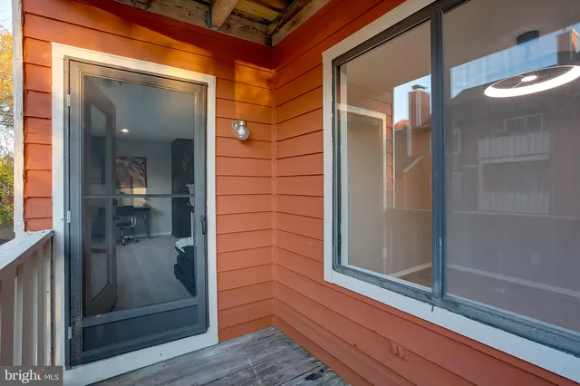 $260,000 | 2711 B Sussex Court, Mount Laurel, NJ 08054