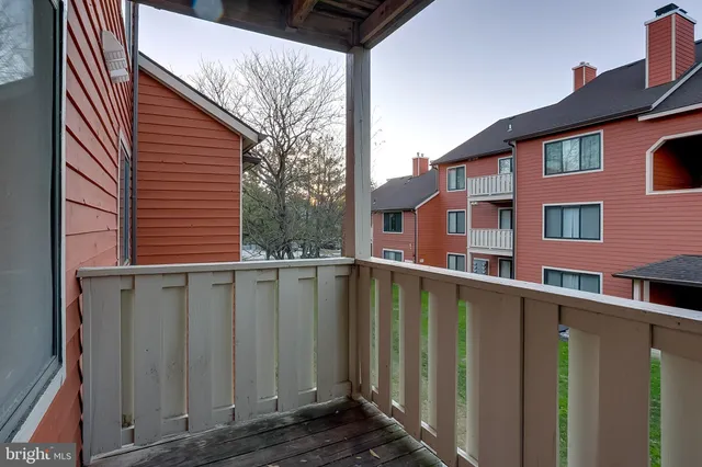 $260,000 | 2711 B Sussex Court, Mount Laurel, NJ 08054