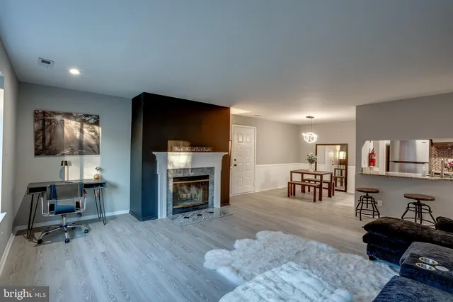 $260,000 | 2711 B Sussex Court, Mount Laurel, NJ 08054