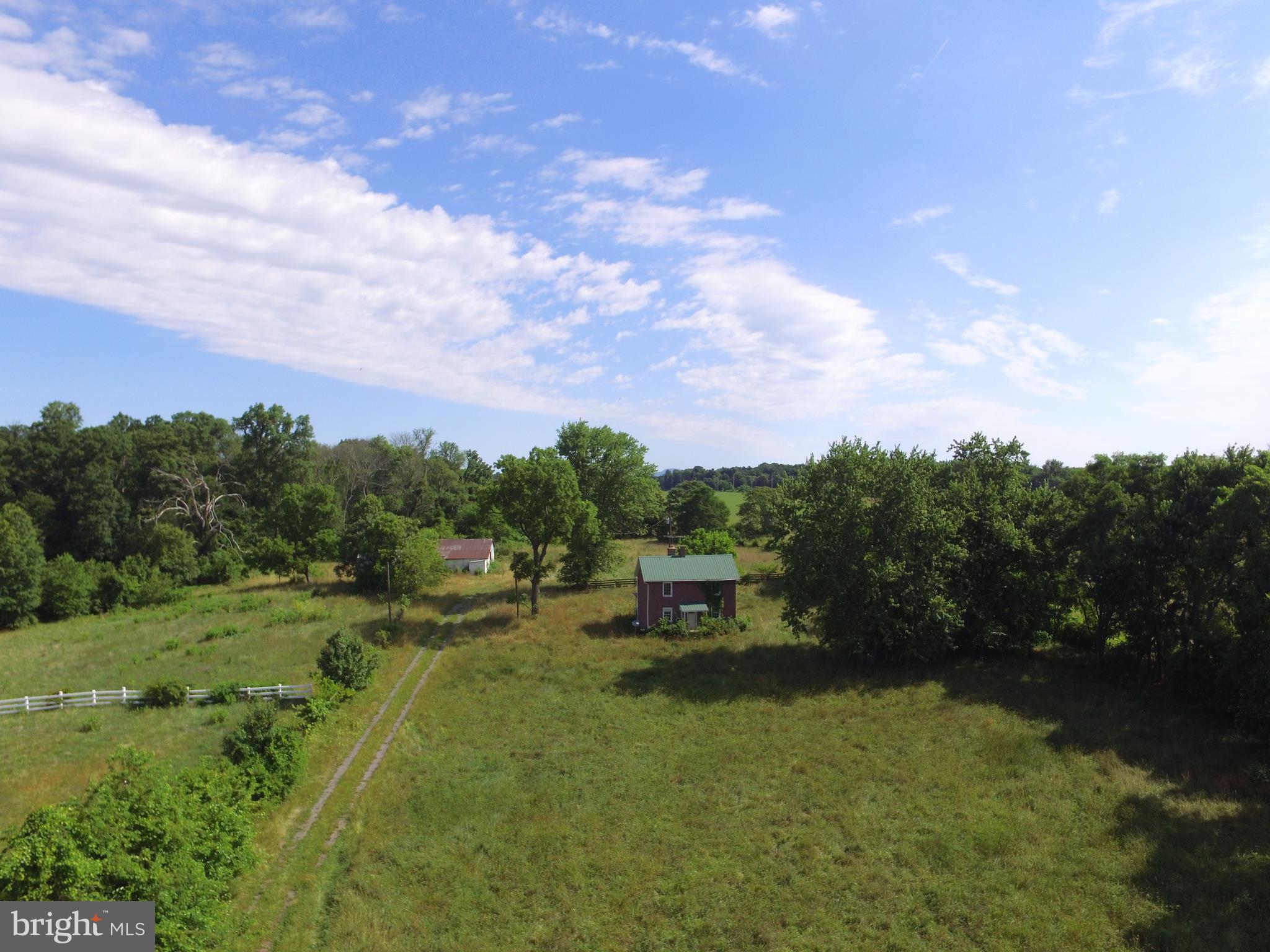 21131 Whites Ferry Road Poolesville, MD 20837 - Photo 9 of 14 Exterior (General)