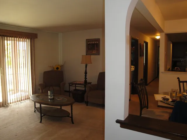 $190,000 | 5008 West 122nd Street, Unit 1A, Alsip, IL 60803