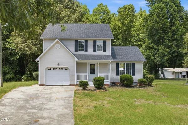 $379,900 | 433 Rosa Circle, Willow Spring, NC 27592