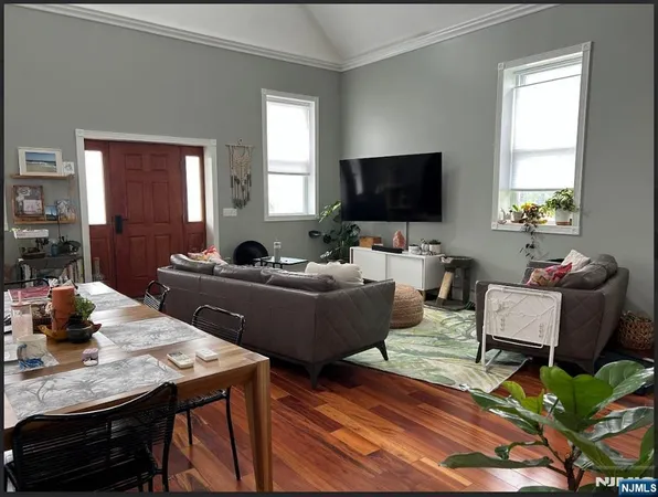 $3,400 | 25 James Street, Unit 2, Lodi, NJ 07644