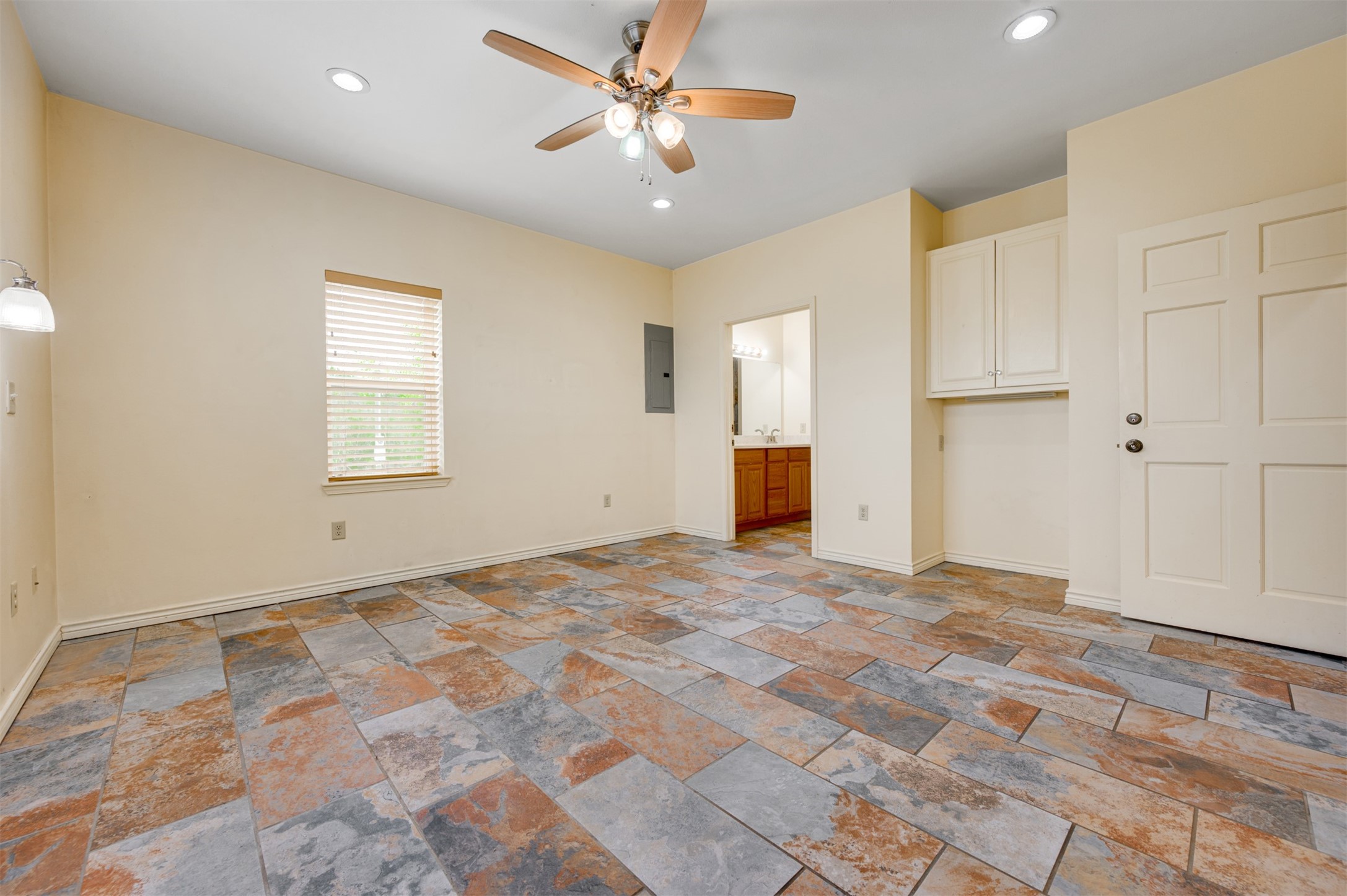 531 County Road 3501 Cuney, TX 75759 - Photo 15 of 35 a view of an empty room with a window