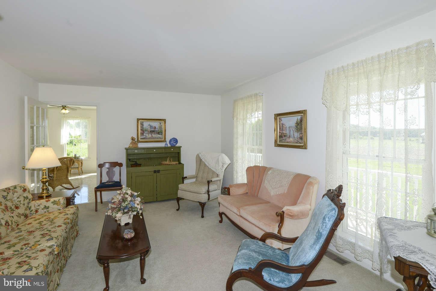 3630 Fringer Road Taneytown, MD 21787 - Photo 4 of 30 Living Room