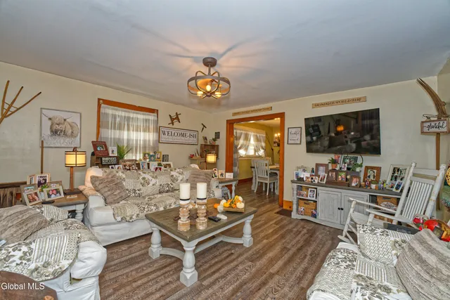 $139,900 | 139 5th Avenue, Gloversville, NY 12078