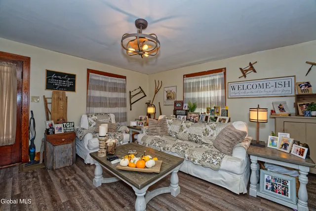 $139,900 | 139 5th Avenue, Gloversville, NY 12078