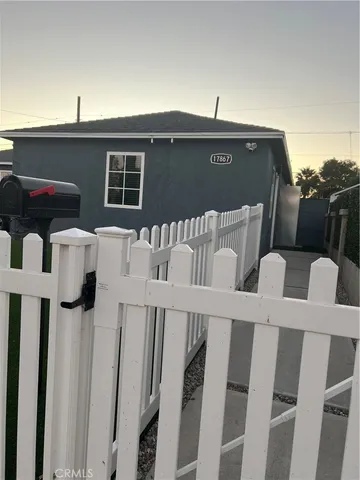 $1,950 | 17869 Hemmingway Street, Reseda, CA 91335