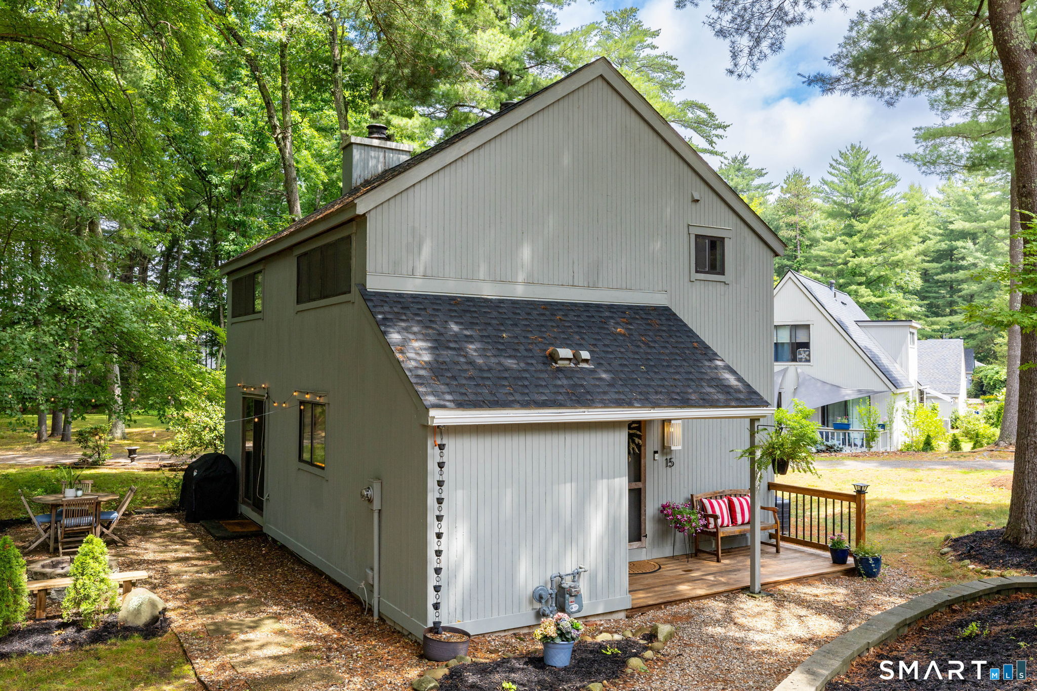 15 Gray Pine Common, Unit 15 Avon, CT 06001 - Photo 4 of 40