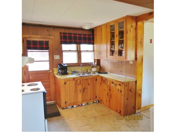 315 South Reading Road Cavendish, VT 05153 - Photo 8 of 31