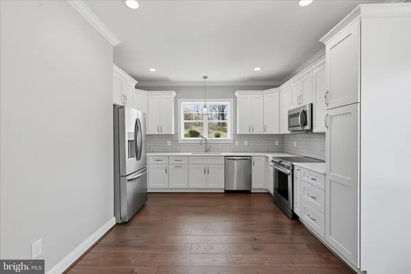 $547,000 | 11 Scenic Lane, Flint Hill, VA 22627