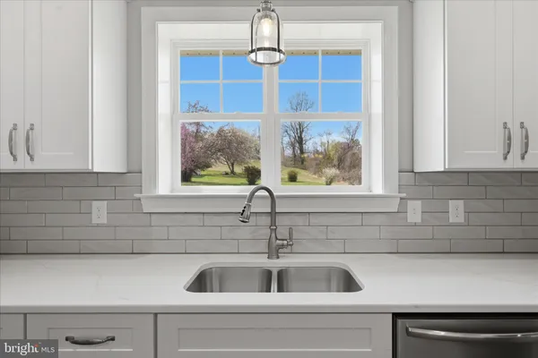 $547,000 | 11 Scenic Lane, Flint Hill, VA 22627