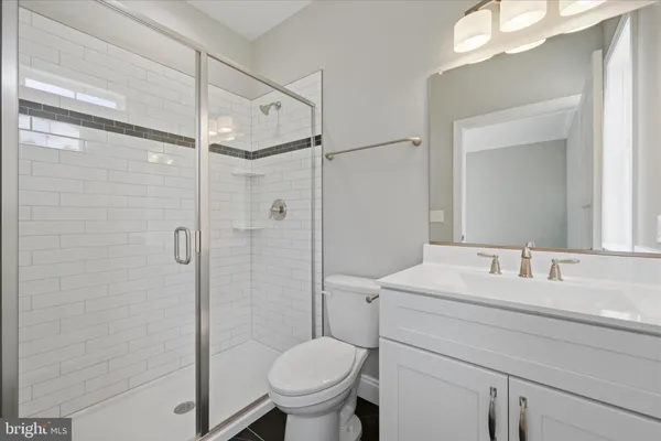 $547,000 | 11 Scenic Lane, Flint Hill, VA 22627