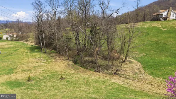 $547,000 | 11 Scenic Lane, Flint Hill, VA 22627
