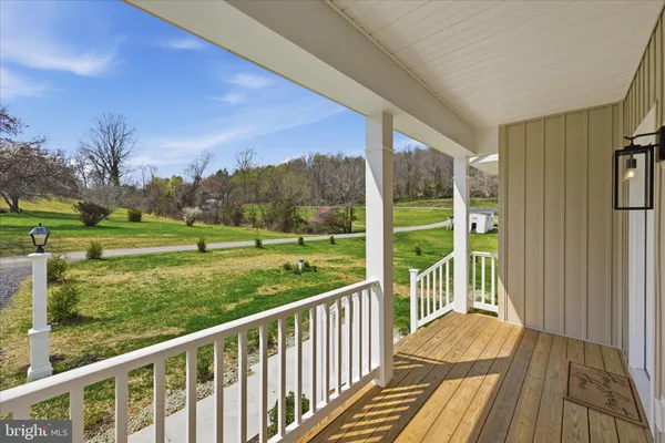 $547,000 | 11 Scenic Lane, Flint Hill, VA 22627