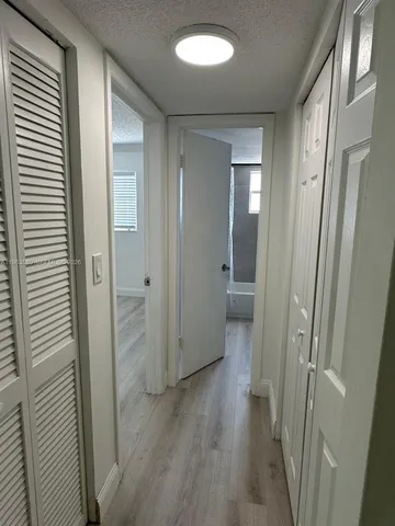 $1,800 | 2008 Jackson Street, Unit B4, Hollywood, FL 33020