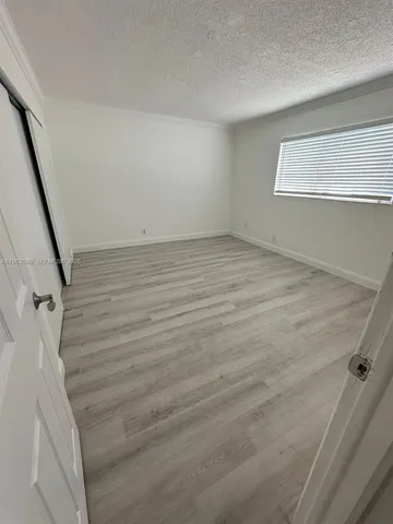 $1,800 | 2008 Jackson Street, Unit B4, Hollywood, FL 33020