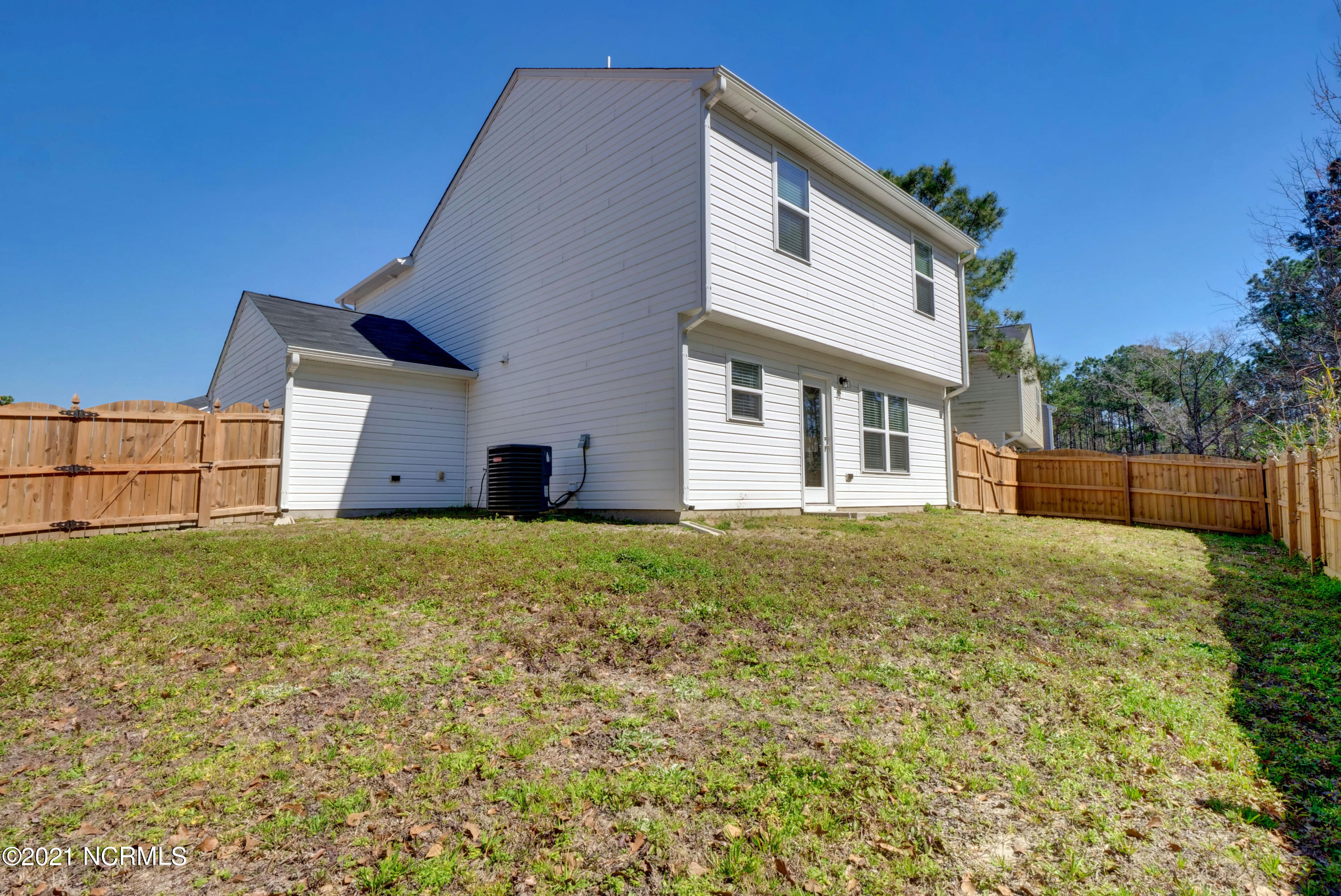 209 Chalet Road Holly Ridge, NC 28445 - Photo 26 of 29 P4600008_09_10_11_12_13_14