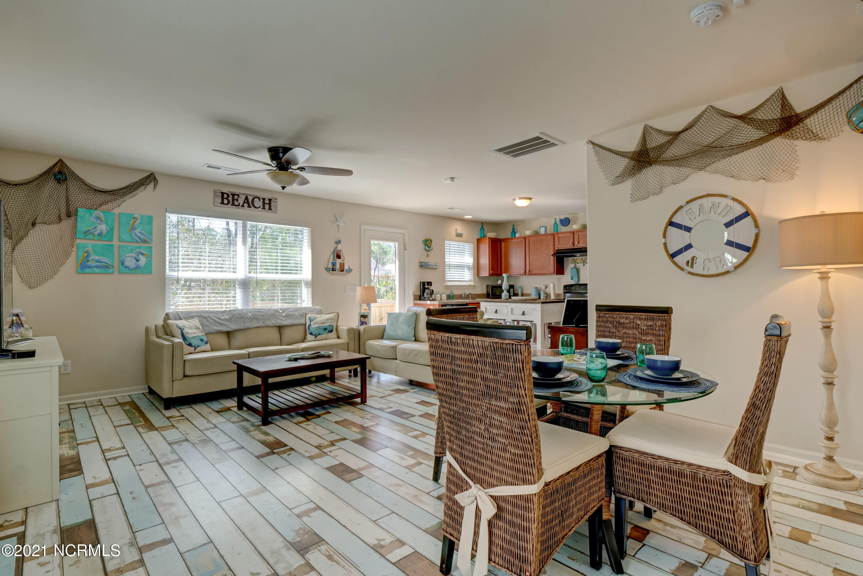 209 Chalet Road Holly Ridge, NC 28445 - Photo 4 of 29 P4599825_26_27_28_29_30_31