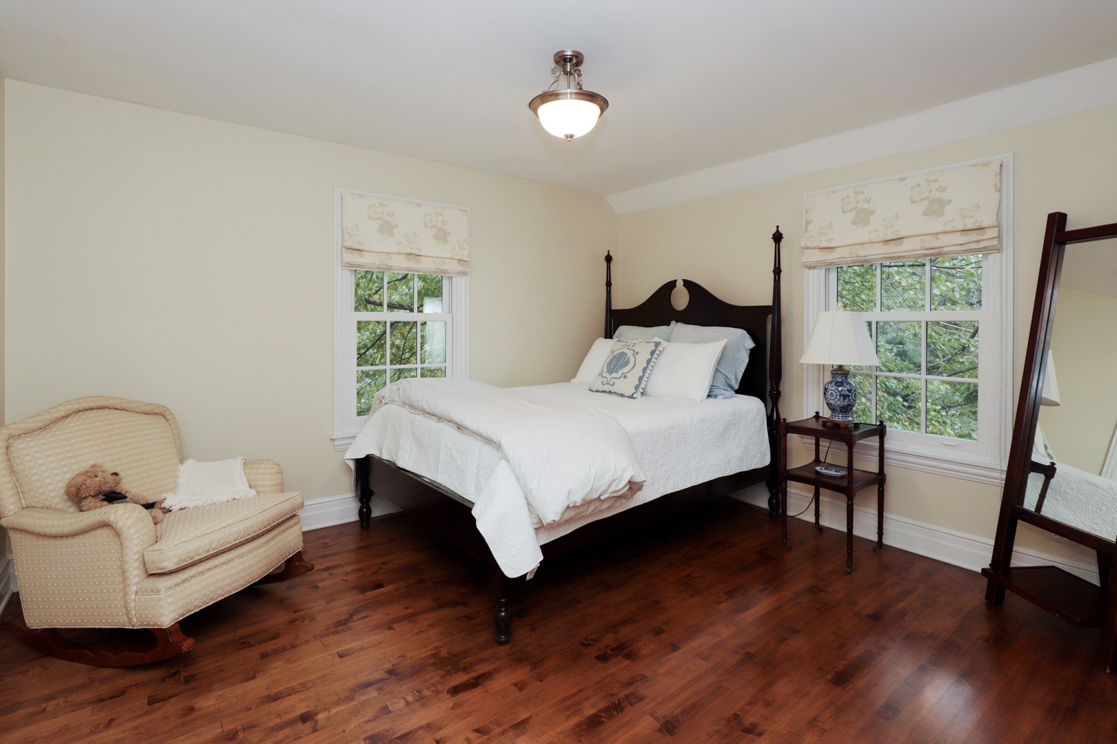 979 Maplewood Road Lake Forest, IL 60045 - Photo 14 of 25