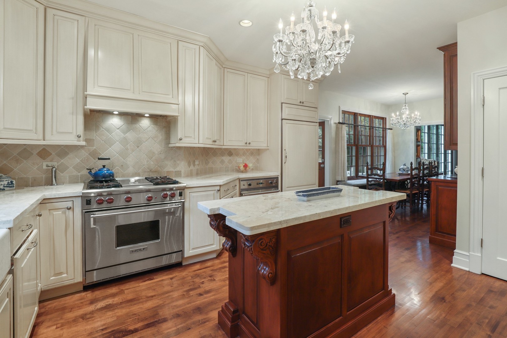 979 Maplewood Road Lake Forest, IL 60045 - Photo 3 of 25