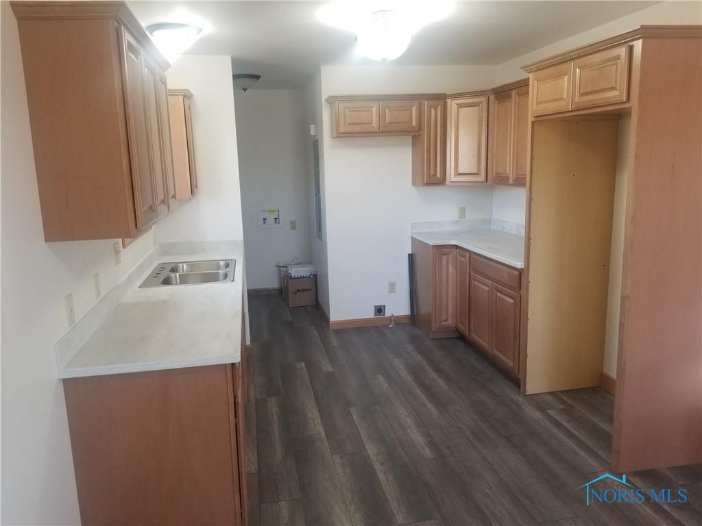 513 Dorcas Road Holland, OH 43528 - Photo 6 of 24 Gallery Image 6