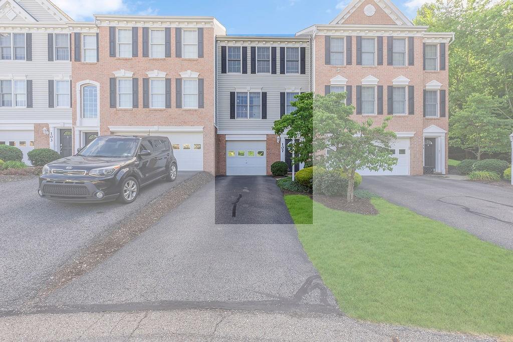 107 Castle View Drive McKees Rocks, PA 15136 - Photo 24 of 25
