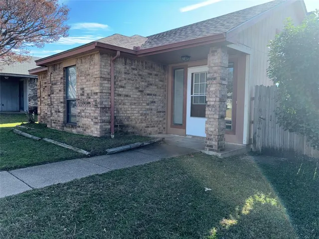 $1,800 | 4748 Veronica Circle, Fort Worth, TX 76137