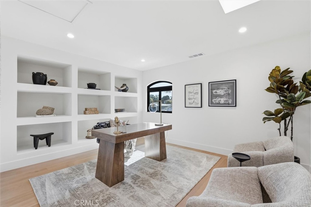 8140 Calabar Avenue Playa del Rey, CA 90293 - Photo 19 of 60 Office