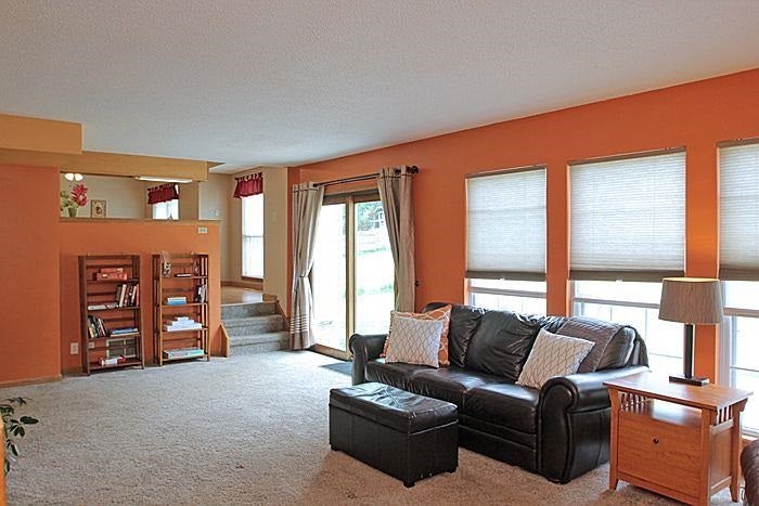 400 Rock Ridge Road Northwest Cedar Rapids, IA 52405 - Photo 3 of 25 Gallery Image 3