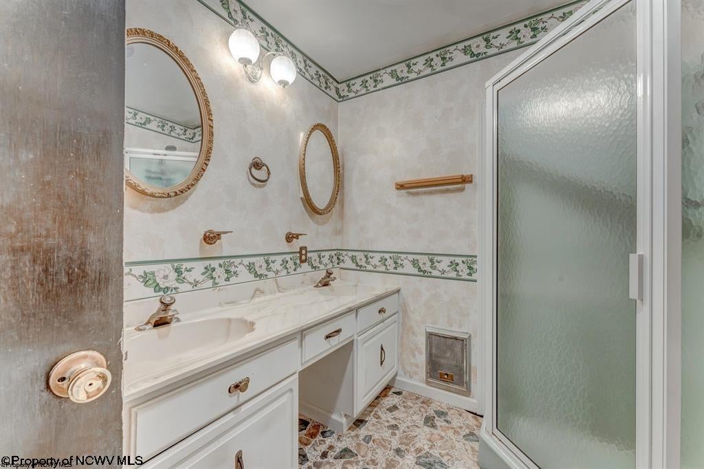 179 Lawless Road Morgantown, WV 26501 - Photo 17 of 26 Gallery Image 17