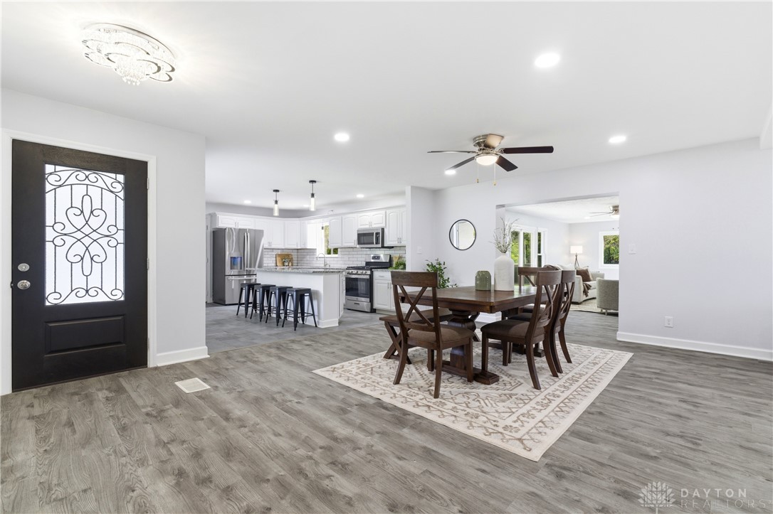 2529 Marinette Drive Springfield, OH 45503 - Photo 2 of 54