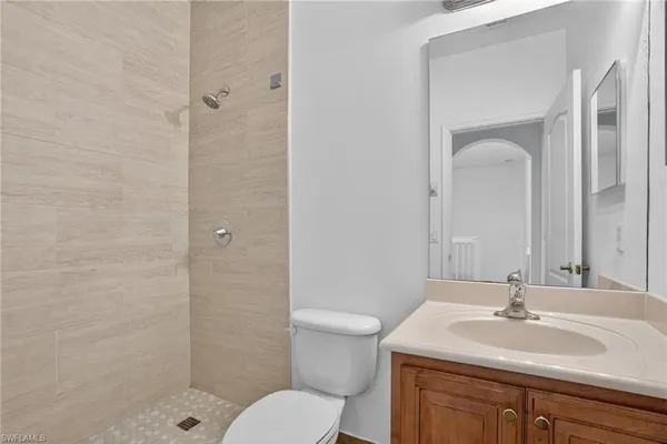 $2,600 | 7054 Ambrosia Lane, Unit 3305, Naples, FL 34119