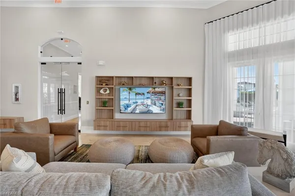 $2,600 | 7054 Ambrosia Lane, Unit 3305, Naples, FL 34119