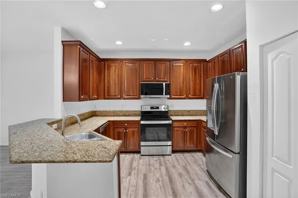 $2,600 | 7054 Ambrosia Lane, Unit 3305, Naples, FL 34119