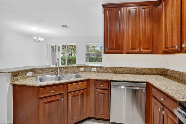 $2,600 | 7054 Ambrosia Lane, Unit 3305, Naples, FL 34119