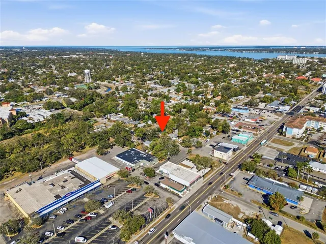 $325,000 | 1420 19th Avenue West, Bradenton, FL 34205