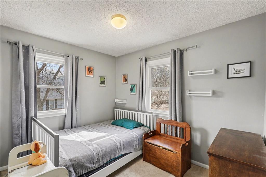 4745 Slater Street Merriam, KS 66203 - Photo 16 of 32