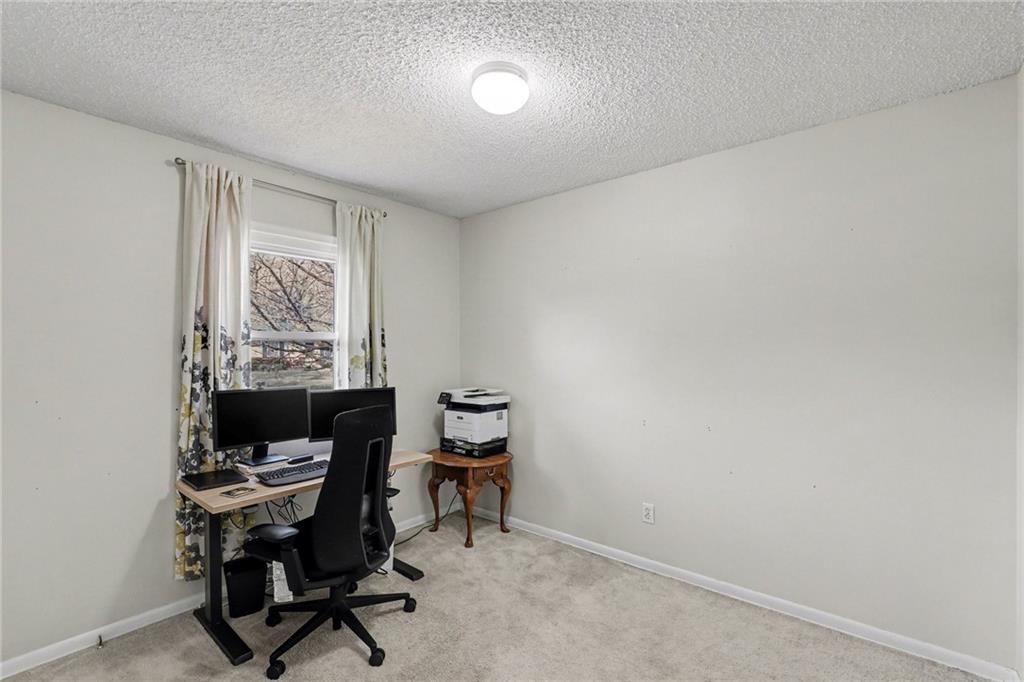 4745 Slater Street Merriam, KS 66203 - Photo 17 of 32