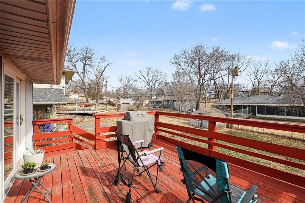 4745 Slater Street Merriam, KS 66203 - Photo 24 of 32