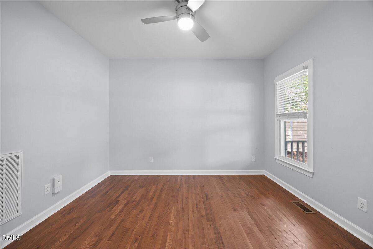 4616 Thendara Way Raleigh, NC 27612 - Photo 6 of 35 04-2A1A1710