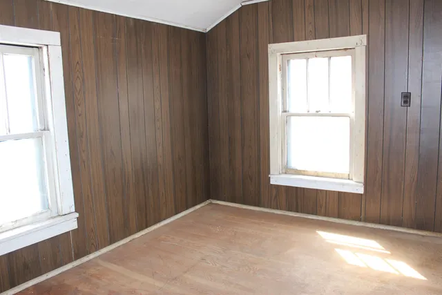 $135,000 | 109 Evergreen Drive, Bennington, VT 05201