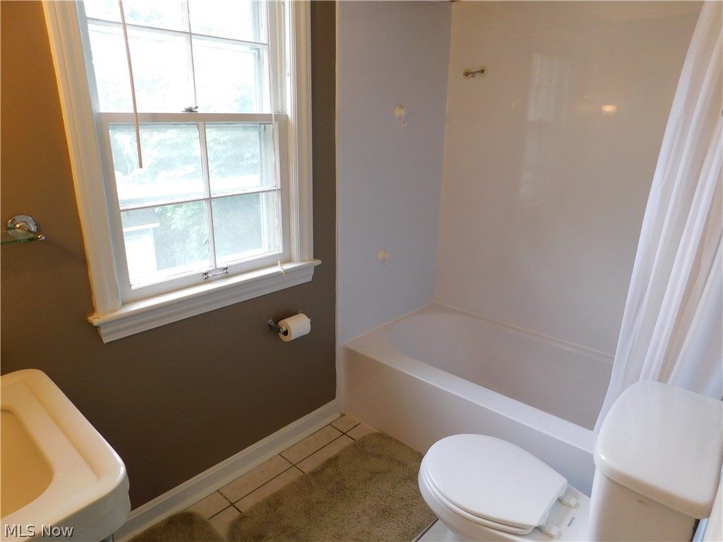 3714 Bainbridge Road Cleveland Heights, OH 44118 - Photo 22 of 28