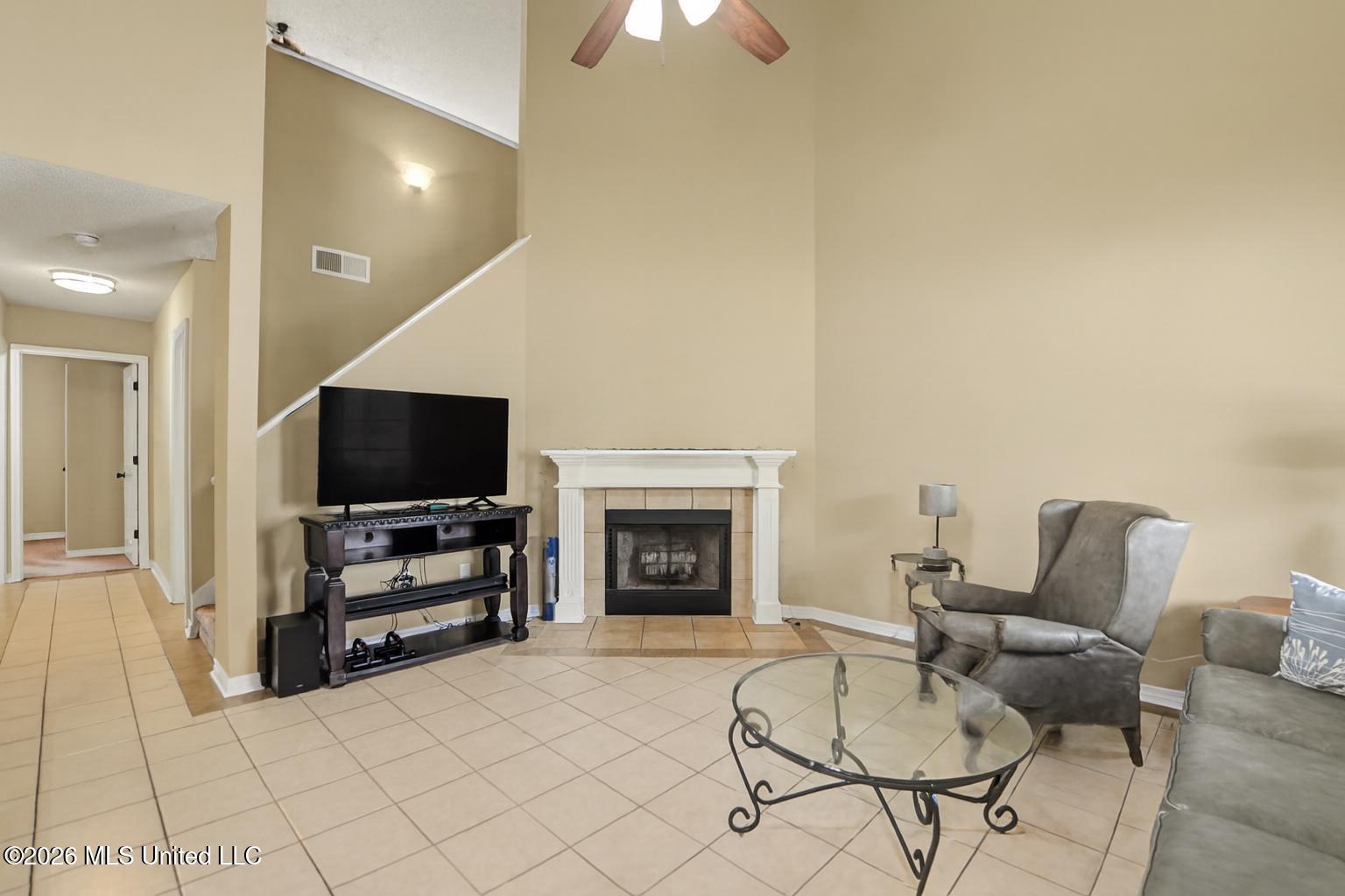 988 Kaimuki Court Diamondhead, MS 39525 - Photo 3 of 30 003